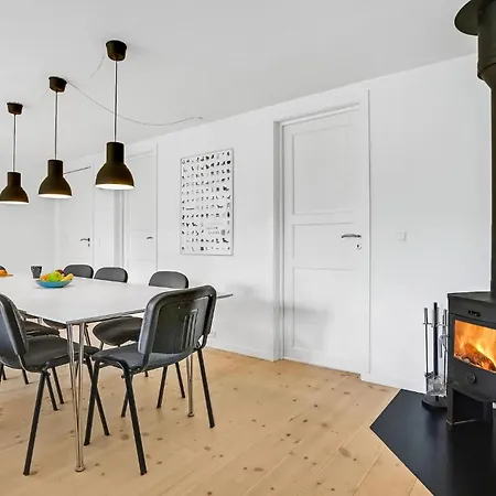 Holiday Home Krondyrstien Vaeggerlose II 펜션 Bøtø By